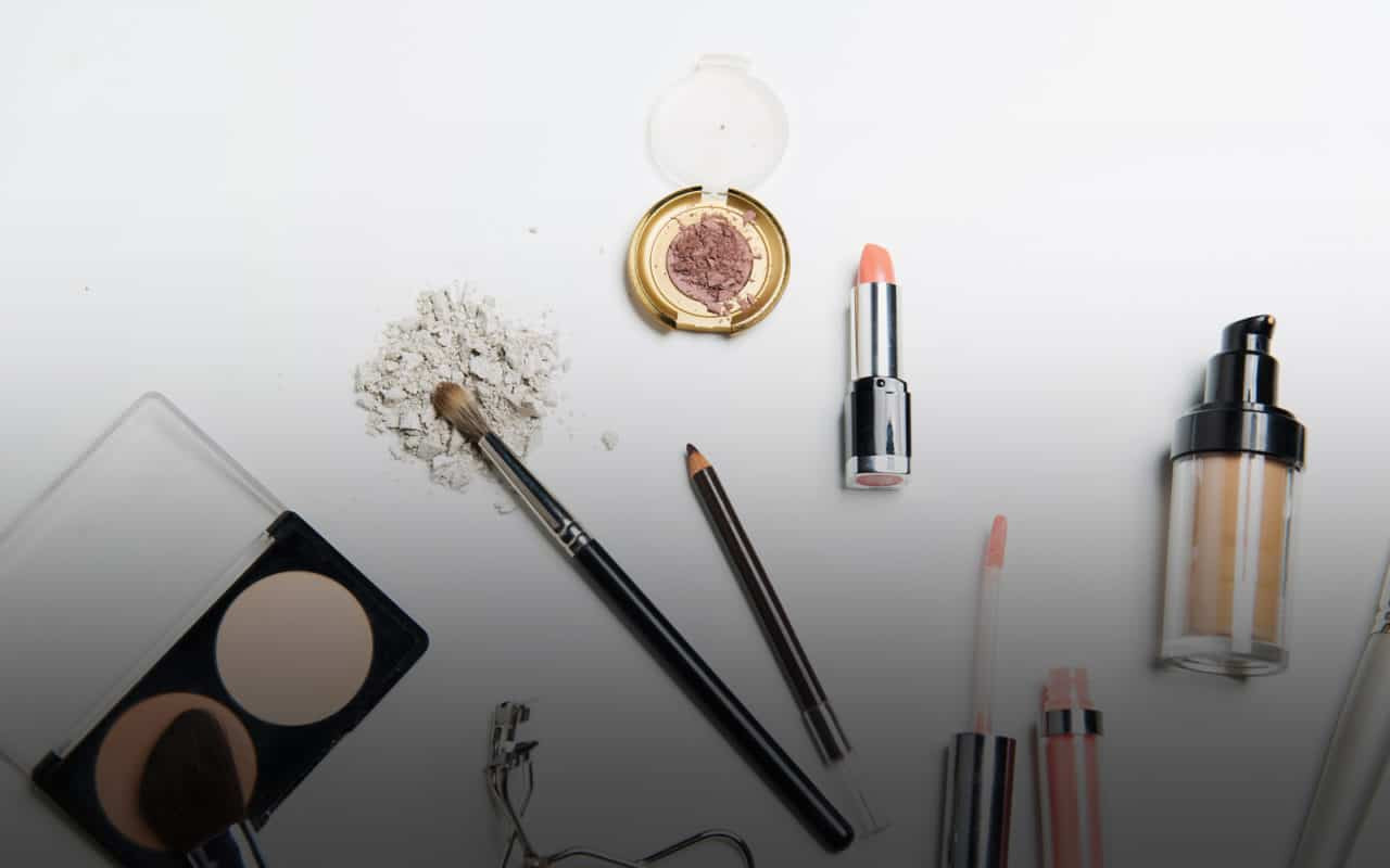 Cosmetics & Makeup